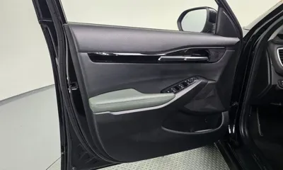 Kia Seltos 2023, 37553 км, за 15628.67 USD - фото 24