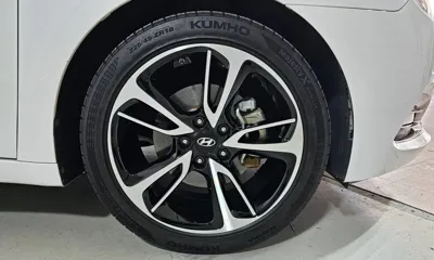 Hyundai i40 2016, 189461 км, за 3875.46 USD