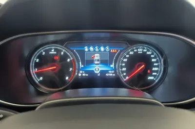 Hongqi H5 2018, 42200 км, за 7889 USD - фото 15