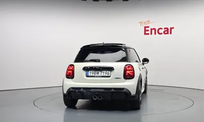 MINI Cooper 2022, 21888 км, за 18136.9 USD - фото 4