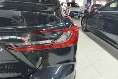Toyota Camry 2024, 1200 км, за 21012 USD - фото 9