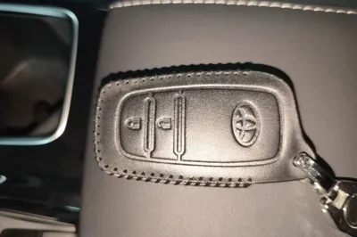 Toyota Camry 2024, 1200 км, за 21012 USD - фото 23