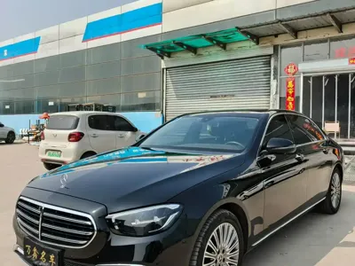 Mercedes-Benz E-Class 2022, 50000 км, за 39434.2 USD