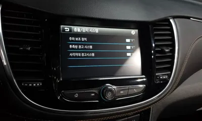 ChevroletGMDaewoo Trax 2019, 60412 км, за 7417.62 USD - фото 14