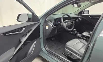 Kia Niro 2023, 70326 км, за 13617.14 USD - фото 10