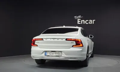 Volvo S90 2023, 44940 км, за 25081.45 USD