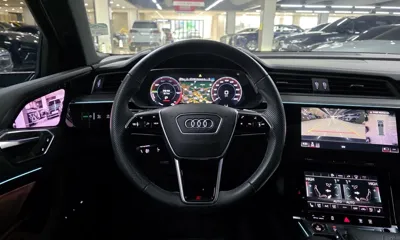 Audi e-tron 2022, 27339 км, за 43541.45 USD - фото 11