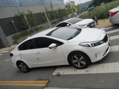 Kia K3 2018, 79000 км, за 5135.54 USD