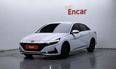 Hyundai Avante · 2023 год
