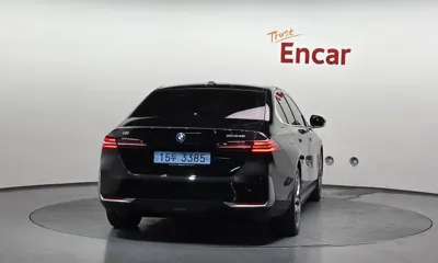 BMW i5 2025, 22937 км, за 45256.22 USD