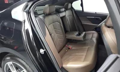 BMW i5 2025, 22937 км, за 45256.22 USD - фото 12