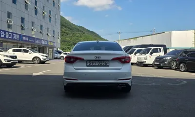 Hyundai Sonata 2016, 56406 км, за 6229.49 USD - фото 6