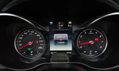 Mercedes-Benz C-Class 2017, 178089 км, за 10502.82 USD - фото 8