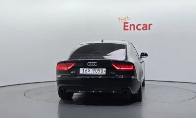 Audi A7 2013, 145269 км, за 5785.61 USD