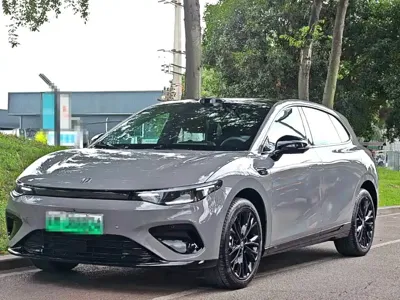 Leapmotor 零跑Lafa5 · 2025 год