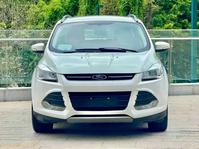 Ford Kuga 2014, 110000 км, за 2770.04 USD