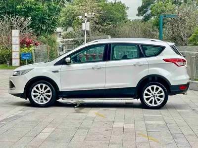 Ford Kuga 2014, 110000 км, за 2770.04 USD