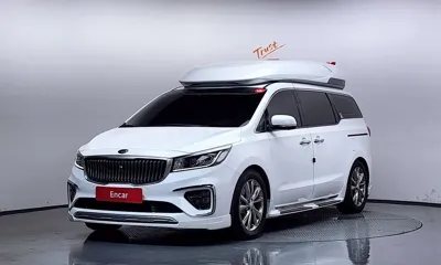 Kia Canival · 2020 год