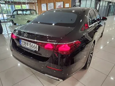 Mercedes-Benz E-Class 2025, 10870 км, за 50465.57 USD