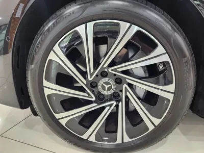 Mercedes-Benz E-Class 2025, 10870 км, за 50465.57 USD