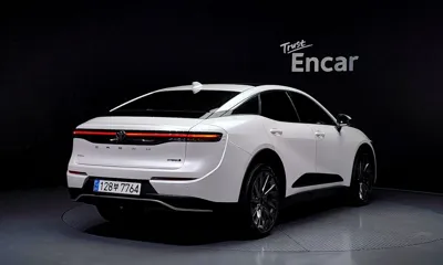 Toyota Crown 2023, 43795 км, за 28344.35 USD