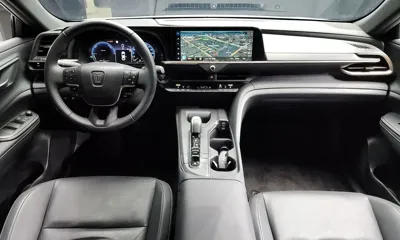 Toyota Crown 2023, 43795 км, за 28344.35 USD - фото 7