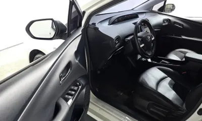 Toyota Prius 2017, 165742 км, за 7542.34 USD - фото 11