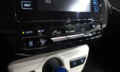 Toyota Prius 2017, 165742 км, за 7542.34 USD - фото 16