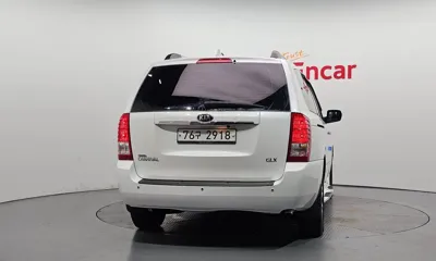 Kia Canival 2013, 150808 км, за 3172.33 USD