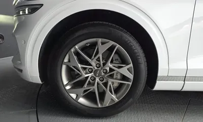 Genesis GV70 2023, 30633 км, за 29072.82 USD