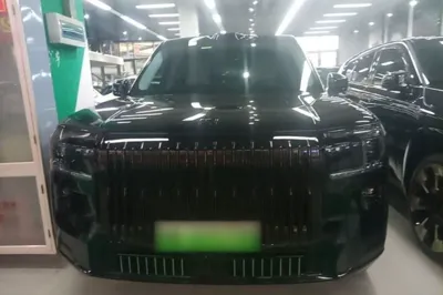 Zeekr 9X 2025, 7100 км, за 69096 USD