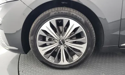 Kia K8 2023, 116221 км, за 15747.67 USD