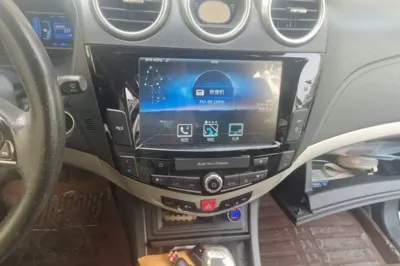 BYD S7 · 2015 год
