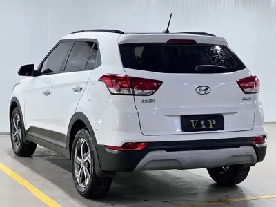 Hyundai ix25 2018, 60400 км, за 6621.41 USD