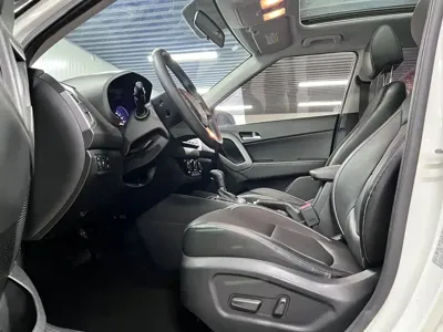 Hyundai ix25 2018, 60400 км, за 6621.41 USD - фото 7