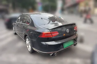 Volkswagen Magotan 2017, 90000 км, за 9445 USD