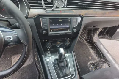 Volkswagen Magotan 2017, 90000 км, за 9445 USD - фото 13