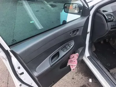 BYD F3 2021, 28100 км, за 2934.53 USD - фото 7