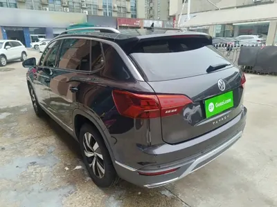 Volkswagen Tayron 2022, 59600 км, за 15641.25 USD