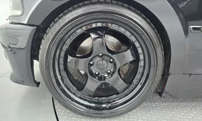 BMW 3-Series 2003, 139316 км, за 12143.89 USD
