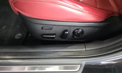 Kia Stinger 2018, 111126 км, за 10994.02 USD - фото 31