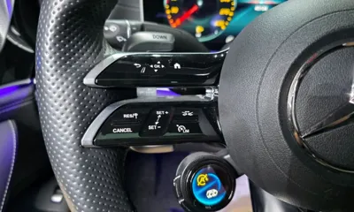 Mercedes-Benz AMG GT 2022, 40104 км, за 51332.55 USD - фото 33