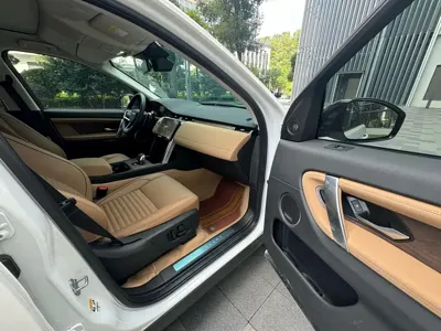 Land Rover Discovery Sport 2025, 12100 км, за 25573.37 USD - фото 11
