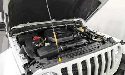 Jeep Wrangler 2021, 98755 км, за 26671.89 USD - фото 6