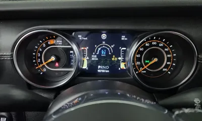 Jeep Wrangler 2021, 98755 км, за 26671.89 USD - фото 8
