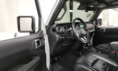 Jeep Wrangler 2021, 98755 км, за 26671.89 USD - фото 10