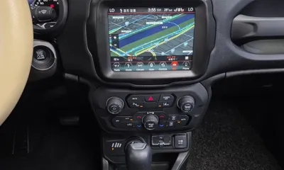 Jeep Renegade 2018, 47656 км, за 10233.69 USD - фото 14