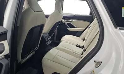 Audi Q5 2025, 1326 км, за 47166.15 USD - фото 20