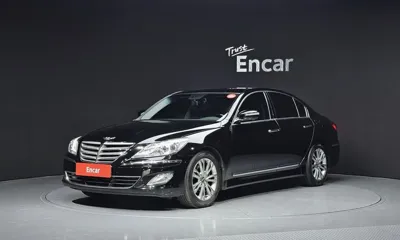 Hyundai Genesis · 2012 год