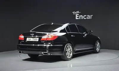 Hyundai Genesis 2012, 121458 км, за 4304.63 USD